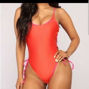 Fashion nova swimsuit